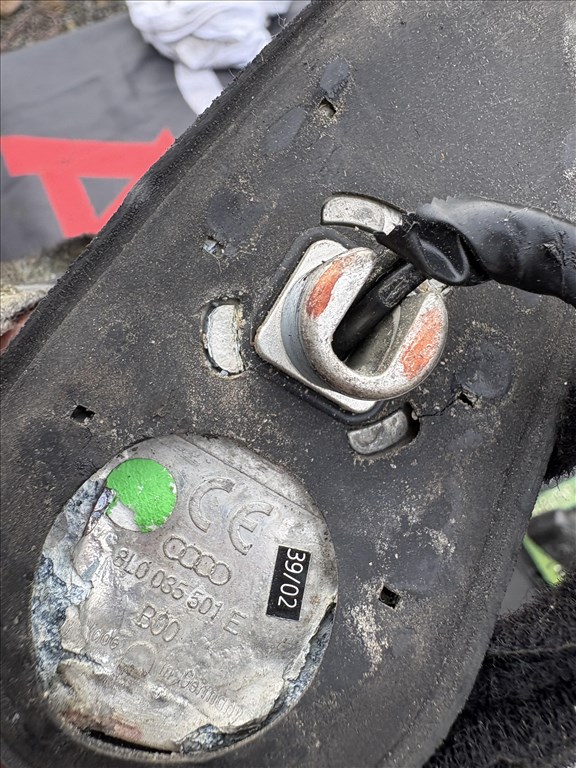 Audi A6 (C5 - 4B) gps antenna  8l0035501e 3. kép