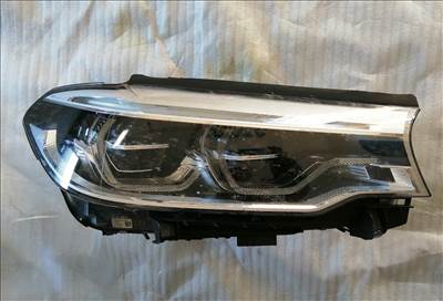 BMW g30  jobb fényszóró 8499122