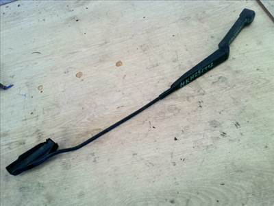 NISSAN MICRA K11 00.08-02.12 Ablaktörlő kar jobb első