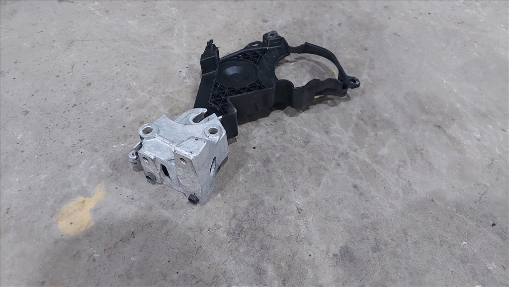 Citroen C4 C5 Peugeot 307 407 04- Motortartóbak konzol burkolat 7196 9682068380 5. kép