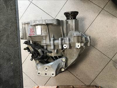 Volkswagen Passat B8 1,5 TSI DPC kézi váltó VEV kód