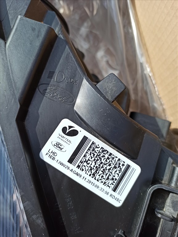 Ford Focus Mk3 F1EB-13W029-AGA jobb első fényszóró 3. kép