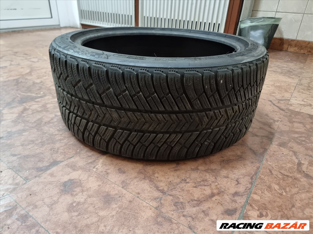 235/40R19 Michelin téli gumi 1 db eladó! 2. kép