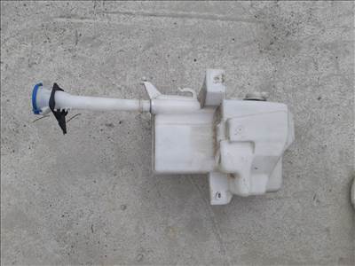 Bontásra: Volvo V40 ablakmosó folyadék tartály motorjával 31276094 yv1mv8431f2223368