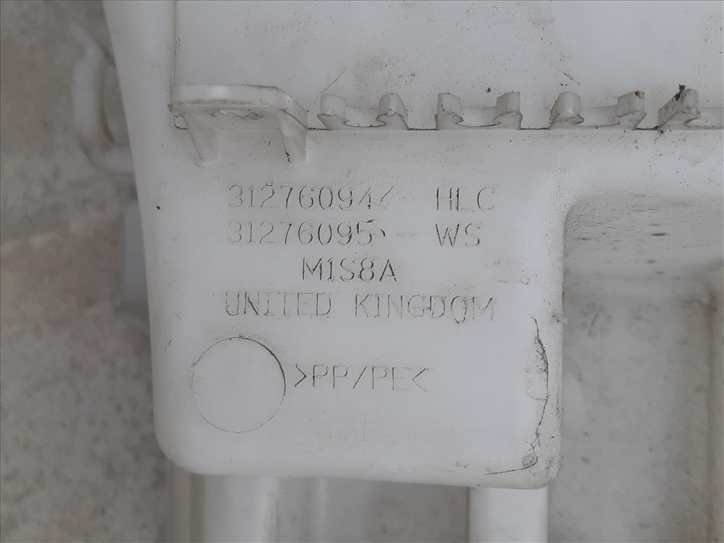 Bontásra: Volvo V40 ablakmosó folyadék tartály motorjával 31276094 yv1mv8431f2223368 5. kép