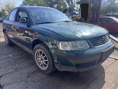 Volkswagen Passat B5 1.6i bontott alkatrészei