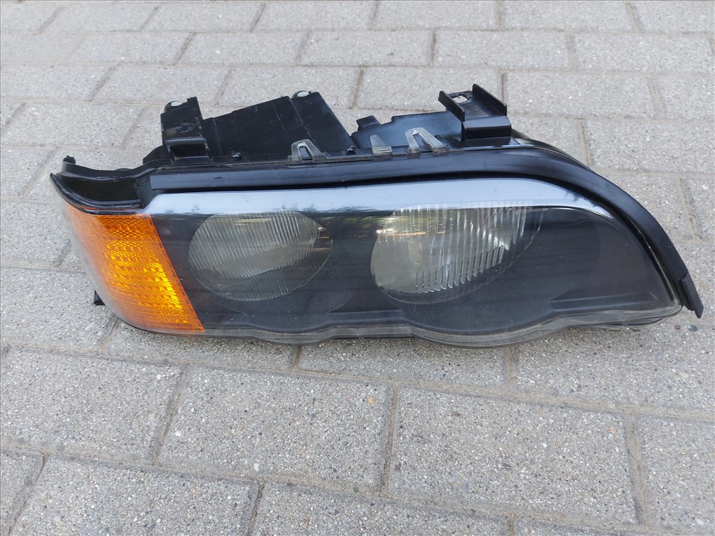 BMW X5 E53 jobb oldali fényszóró. H7 1. kép