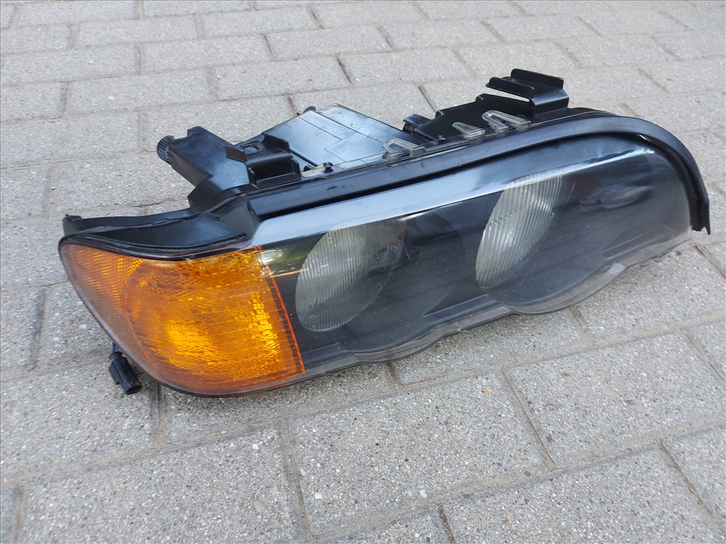 BMW X5 E53 jobb oldali fényszóró. H7 2. kép