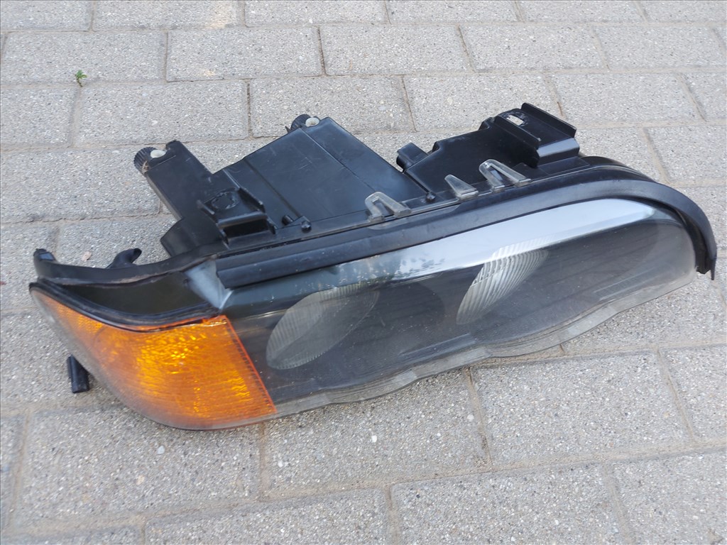 BMW X5 E53 jobb oldali fényszóró. H7 3. kép