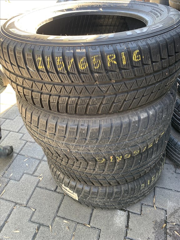  215/6516" újszerű Falken téli gumi  2. kép