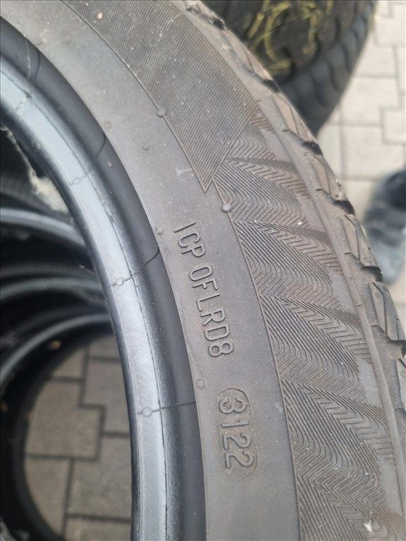  245/4518" újszerű Matador Nordicca  téli gumi 4db  6. kép