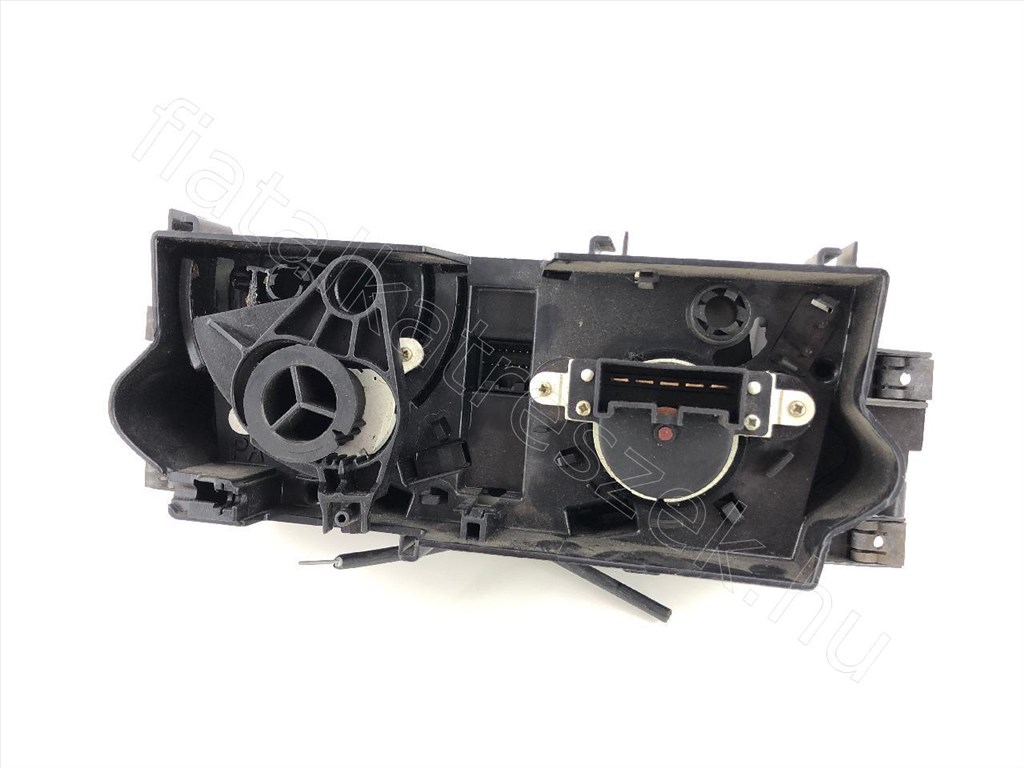 Fűtéskapcsoló - YPSILON - BO.77362403 -  - Bontott Fiat  77362403 2. kép