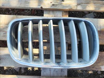 BMW X5 E70 jobb oldali hűtőrács sérült 7171396