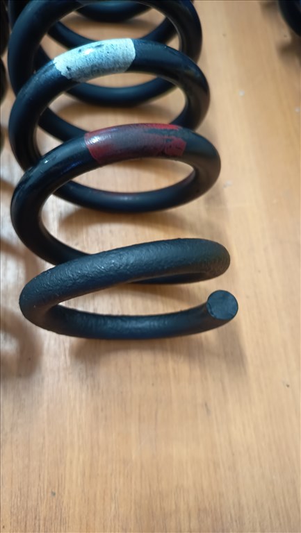 Honda CRX Del Sol gyári első rugók 3. kép