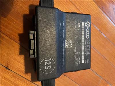 Volkswagen Passat B6 2.0 CR TDi Bontott Elektronika , Vezérlőelektronika , Motorelektronika