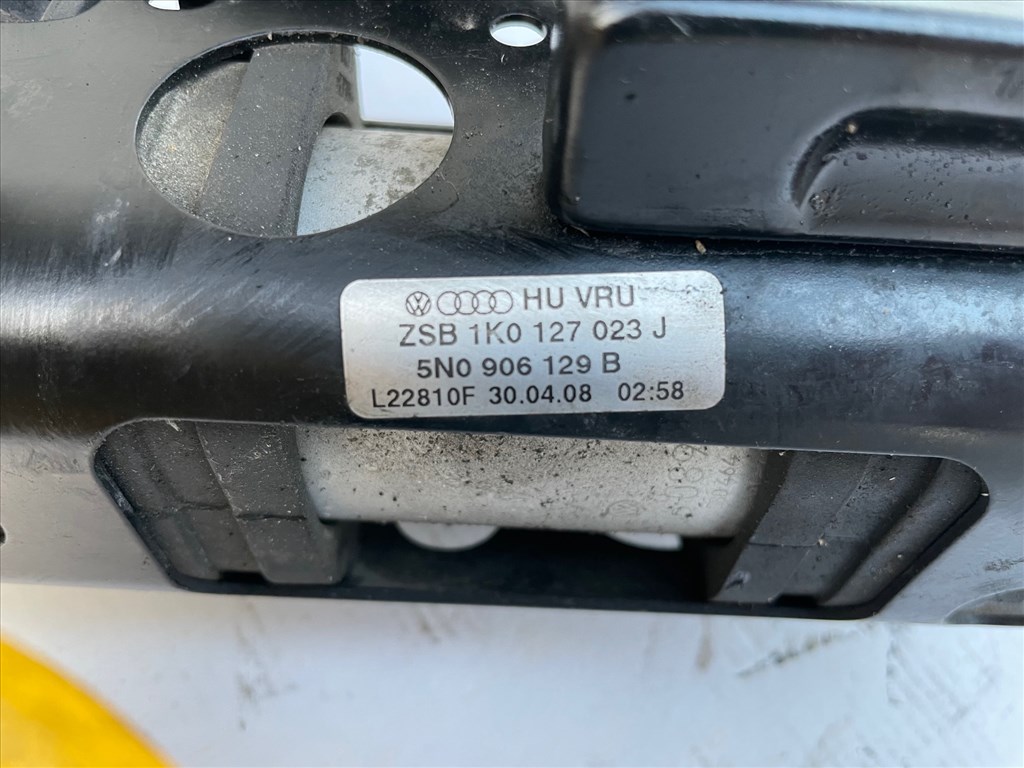 Volkswagen Passat B6 2.0 CR TDi Bontott Elektronika , Vezérlőelektronika , Motorelektronika 29. kép