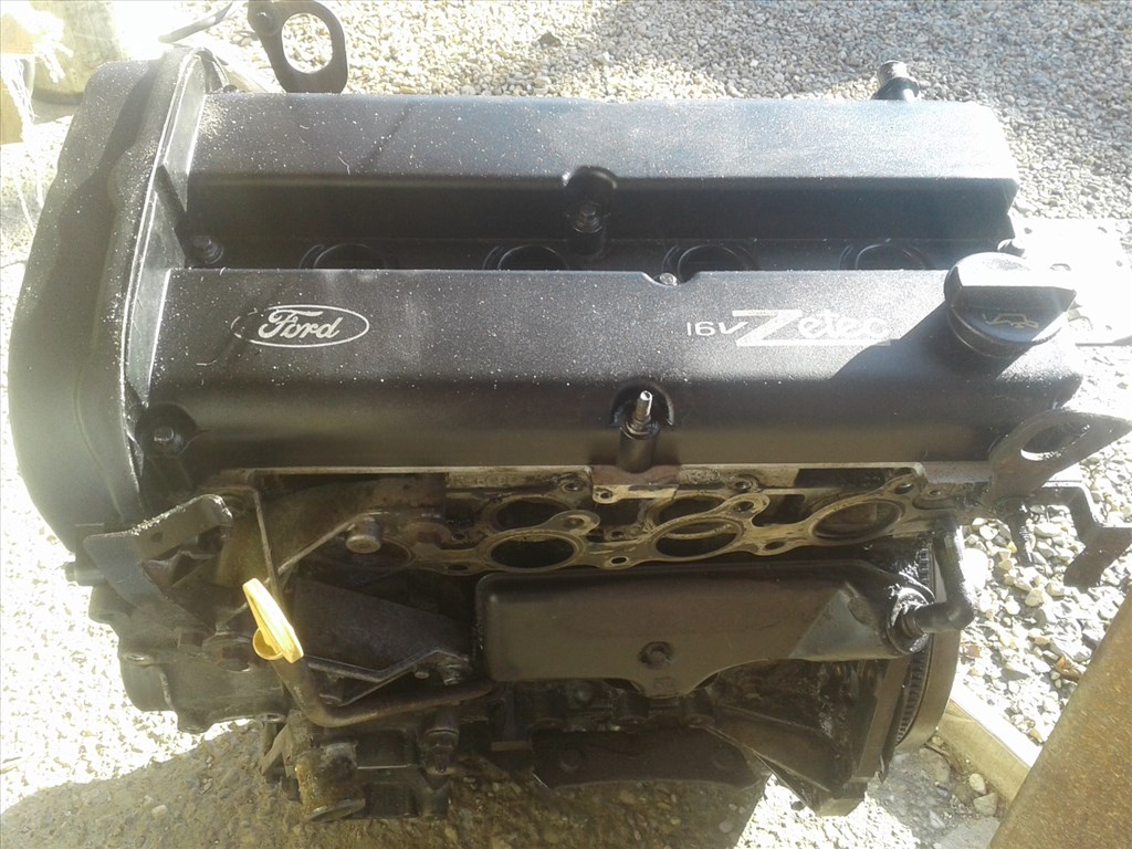 Ford Focus Mk1 komplett motor  2. kép