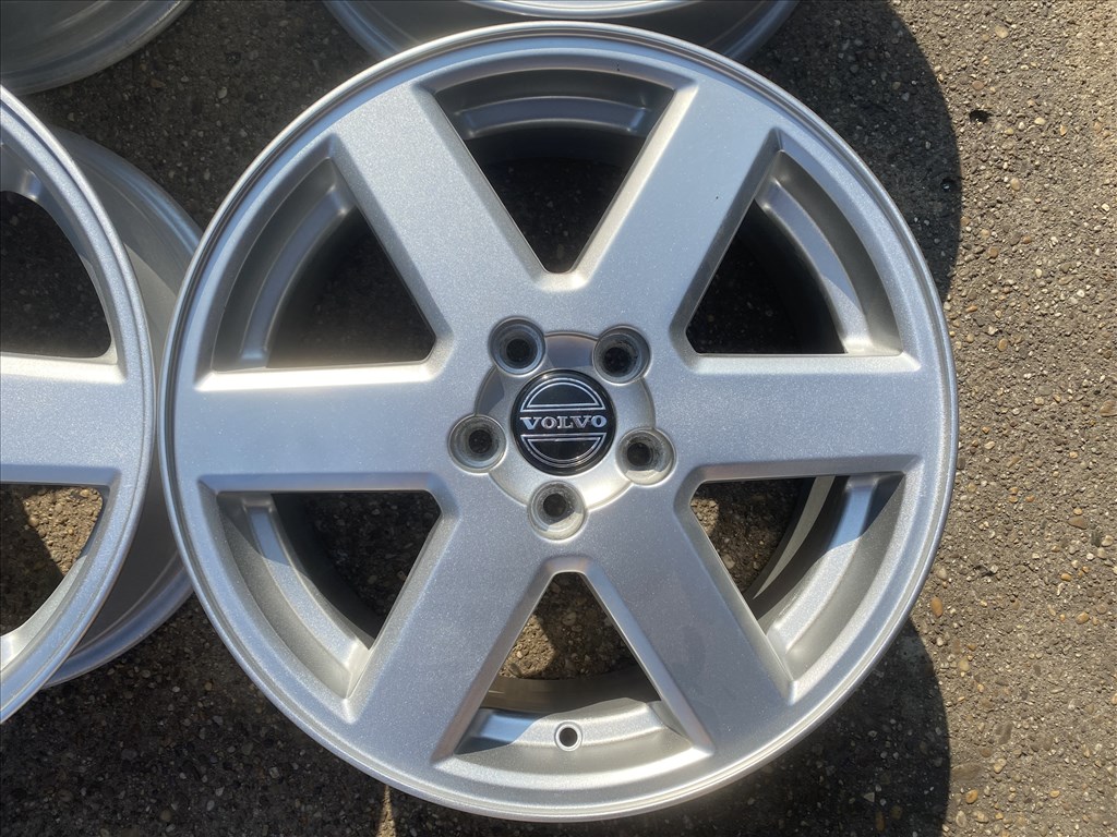 4db gyári 17" Volvo XC90 alufelni. (4075) 2. kép