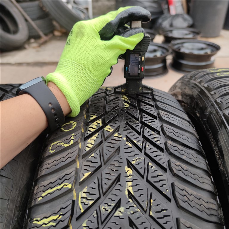  205/55 R16 Nokian Tyres téli gumi 30000ft a 2db/171/ 2. kép