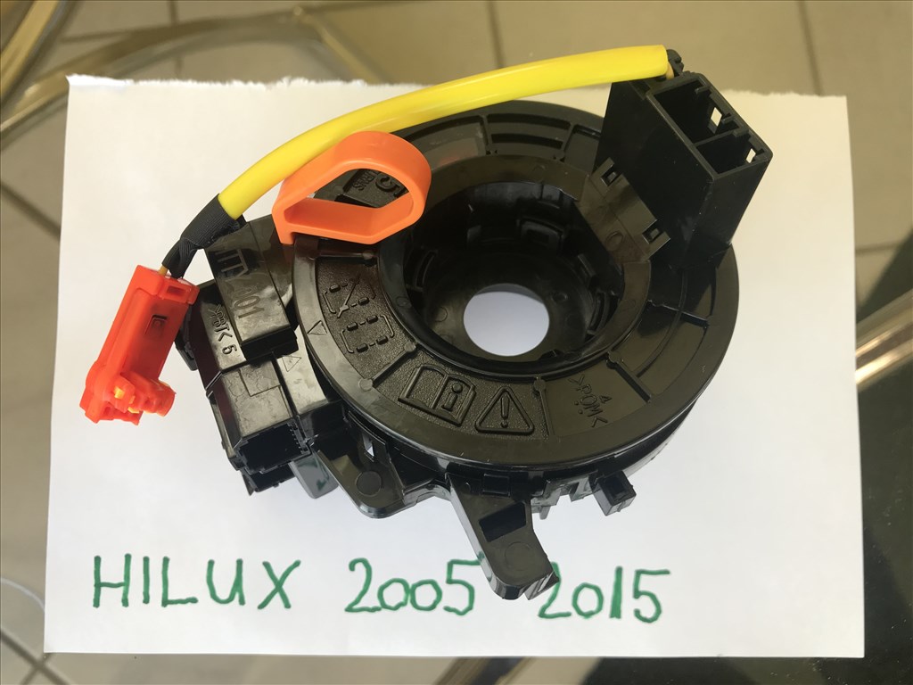 Toyota Hilux (AN10/AN20/AN30) légzsák átvezető szalag  1. kép