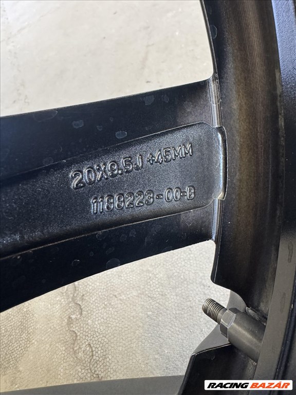  5x114.3 lyukosztású 9,5JJ 20" használt (gyári felni) alufelni 7. kép
