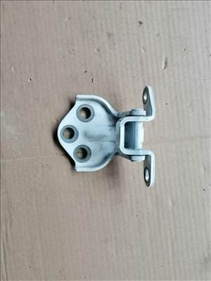 SsangYong Musso Jobb első Alsó zsanér 