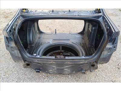 Vw Jetta (2005-2010) Hátfal 