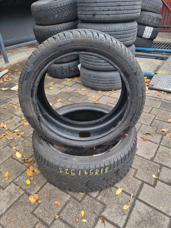  225/4518" újszerű Pirelli Winter Cinturato 2téli gumi 2db  2. kép