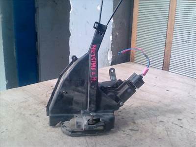 TOYOTA COROLLA E120 04.06-07.01 Jobb hátsó ajtó zárszerkezet központi záras