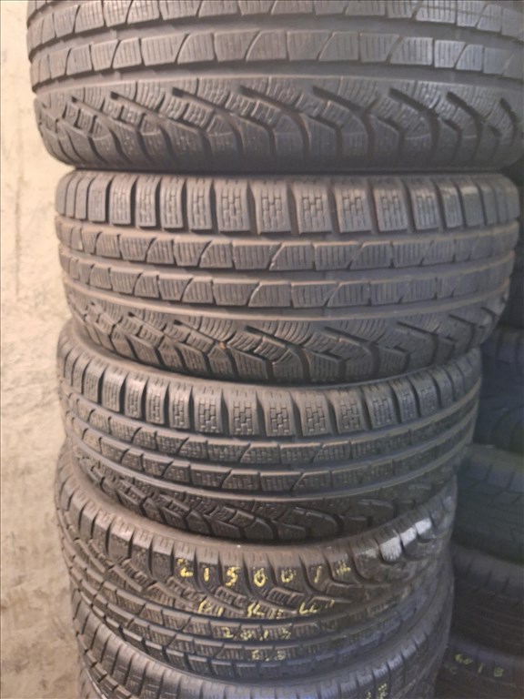  215/60/17"  Pirelli téli gumi  2. kép