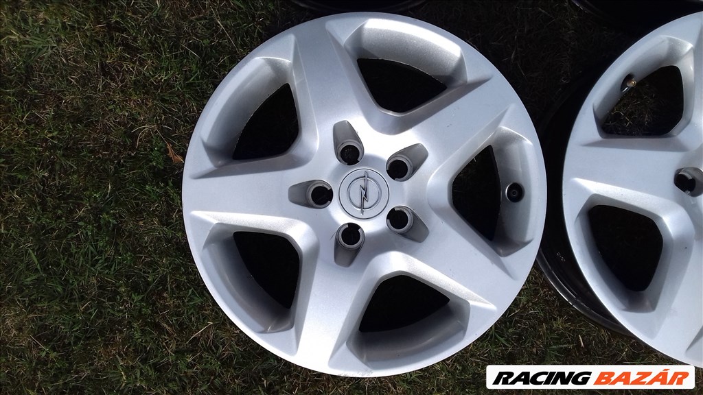  5x110 lyukosztású 6,5JJ 16" használt (gyári felni) Opel struktur lemezfelni 2. kép