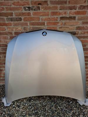 BMW E90 E91 motorháztető. 