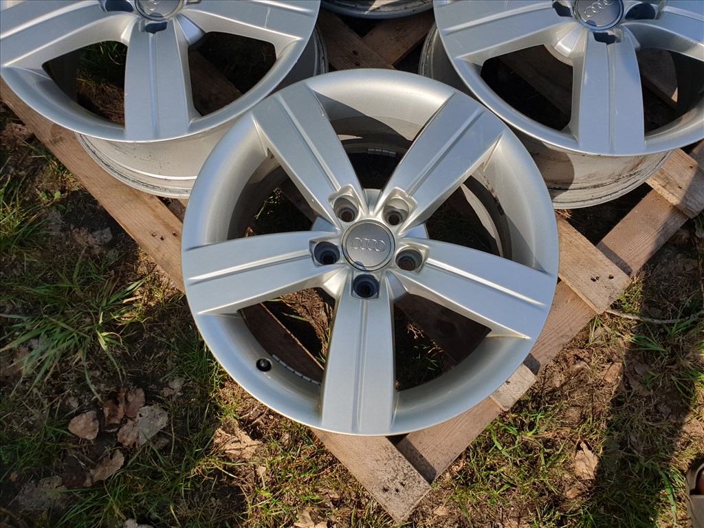 17" 5x112 Audi A6 4. kép