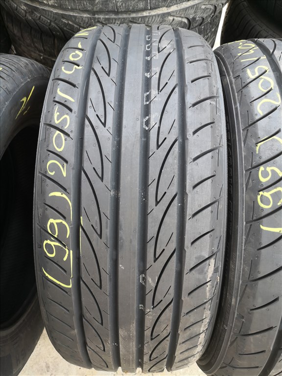205/40 R18 ÚJ!! Yokohama nyári gumi 145000ft a 4db/99/ 1. kép