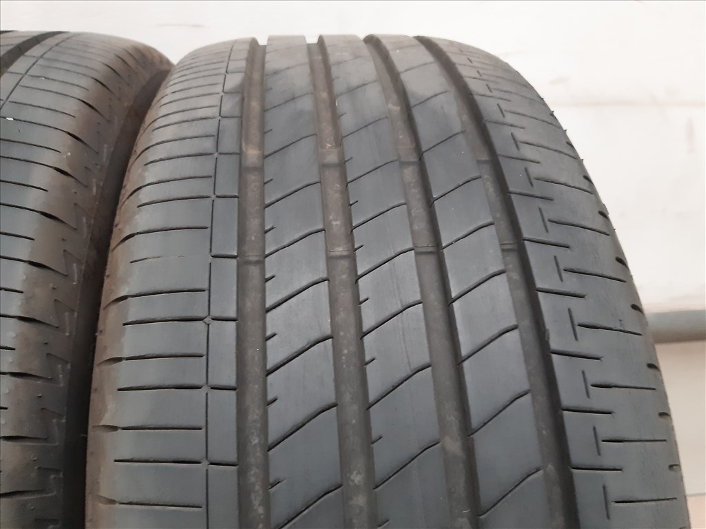  215/45 R18 Bridgestone Turanza T005 A nyári gumi 6mm DOT2519 5. kép