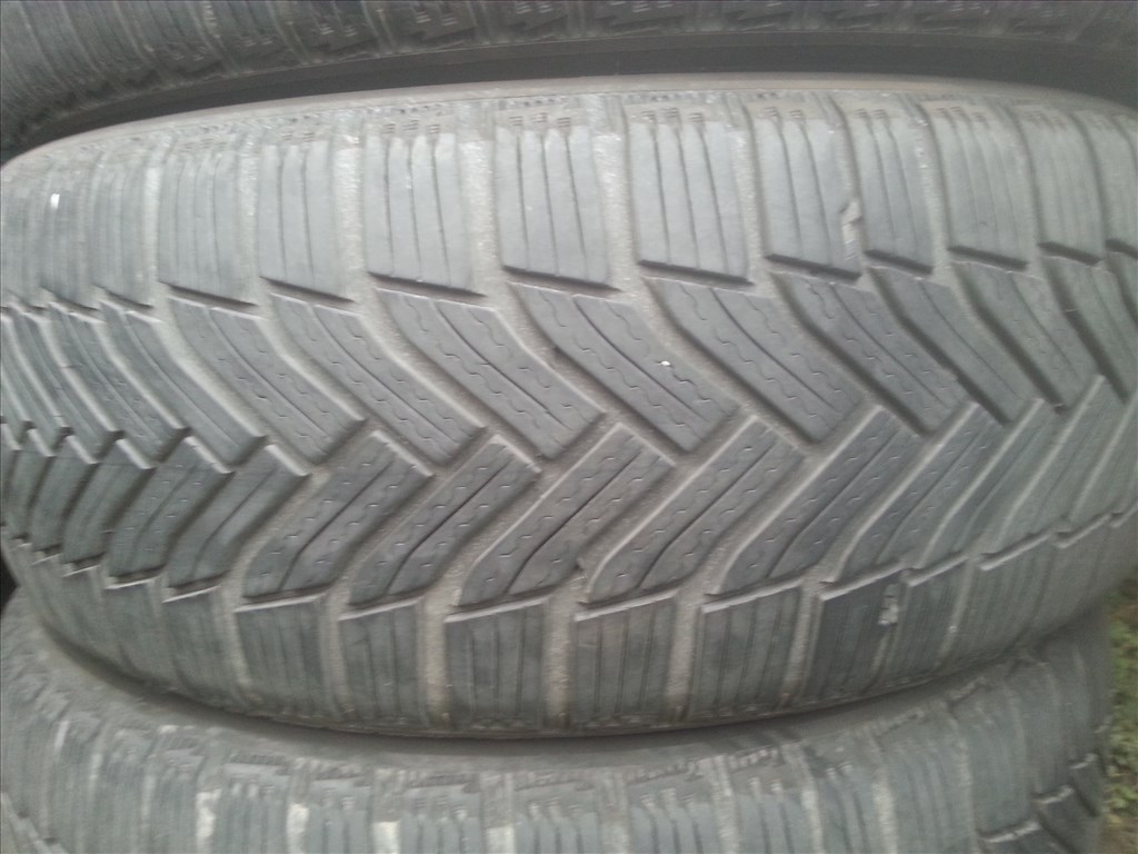  205/55R16 Michelin Alpin6 téli gumi garnitúra 3. kép