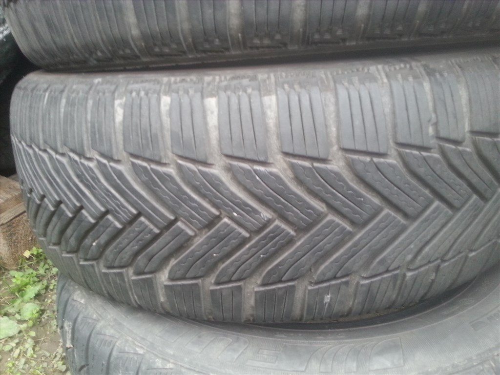  205/55R16 Michelin Alpin6 téli gumi garnitúra 4. kép