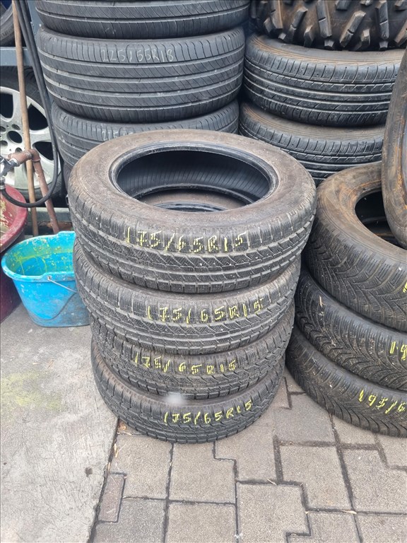  175/6515" újszerű Bridgestone Blizzak LM-30 téli gumi 4db  1. kép