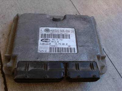 VOLKSWAGEN BORA Motorvezérlő egység ECU PCM modul