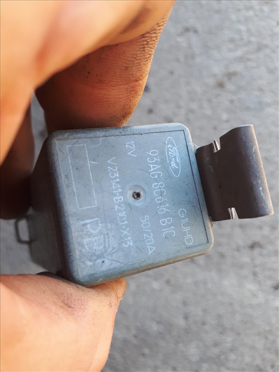 Ford Escort Mk5 relé  93ag8c616b1c v23141b2101x13 1. kép