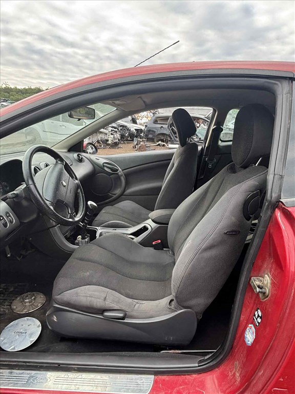 Ford Cougar 2.0 - Bontódik! 8. kép