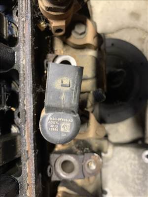 Ford :1.8 TDCi porlasztó 4M5Q-9F593-AD 