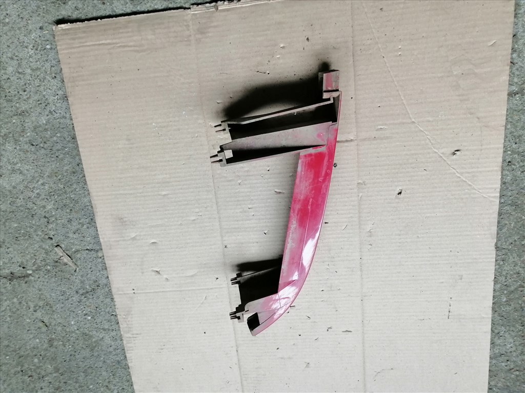 Mazda B 2500 Bal fényszóró Bajusz díszléc  uh71507k1 1. kép