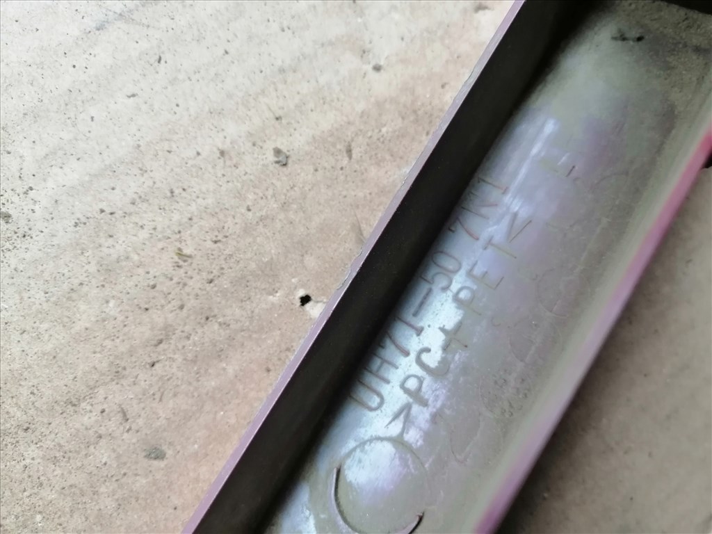 Mazda B 2500 Bal fényszóró Bajusz díszléc  uh71507k1 3. kép