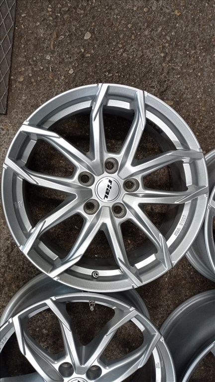  5x115 lyukosztású 7,5JJ 17" használt Rial alufelni 5. kép