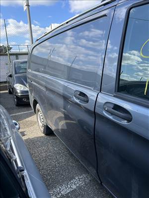 Mercedes Vito (3rd gen) W447 tolóajtó jobb oldali