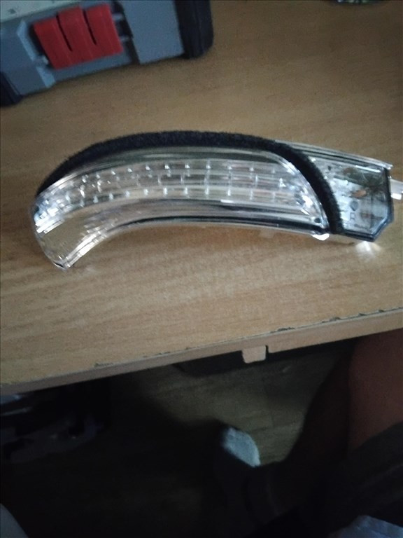 toyota avensis t27-hez jobb tükörindex 1. kép