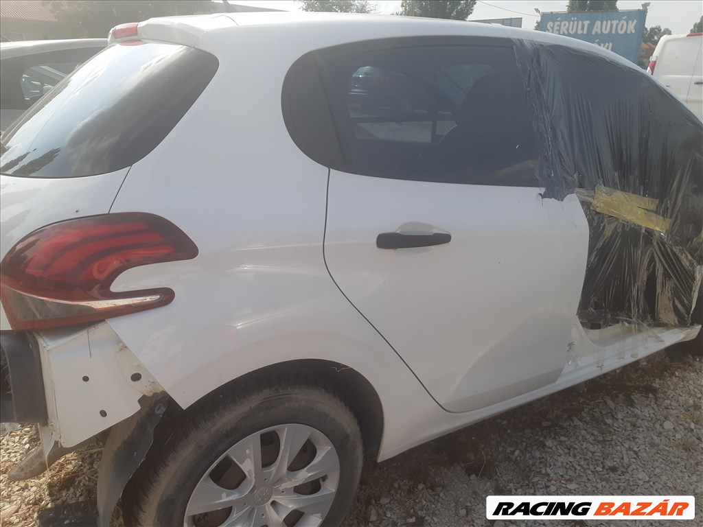 Bontásra:  Peugeot 208 I jobb hátsó ajtó kompletten vf3crbhw6gt100219 psabh021jbha3145549 3. kép