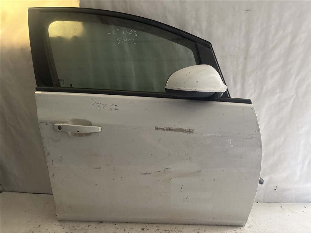 13762 Opel Astra J Jobb első Ajtó Fehér 1. kép