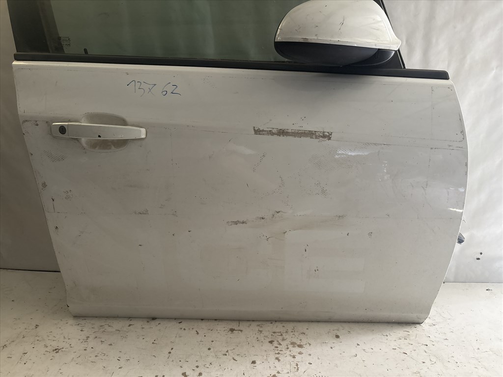 13762 Opel Astra J Jobb első Ajtó Fehér 2. kép